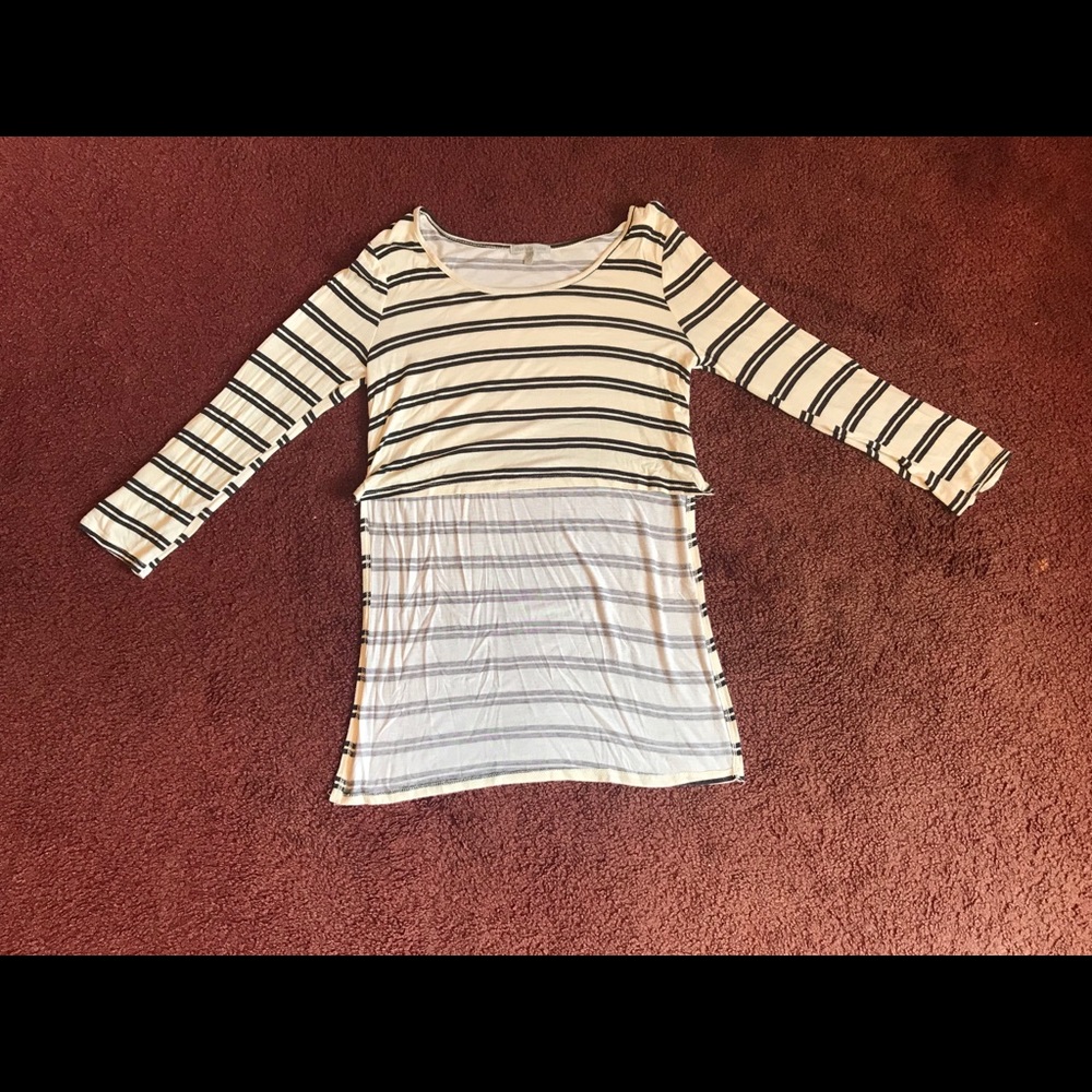 Woman’s Long sleeve high low tee